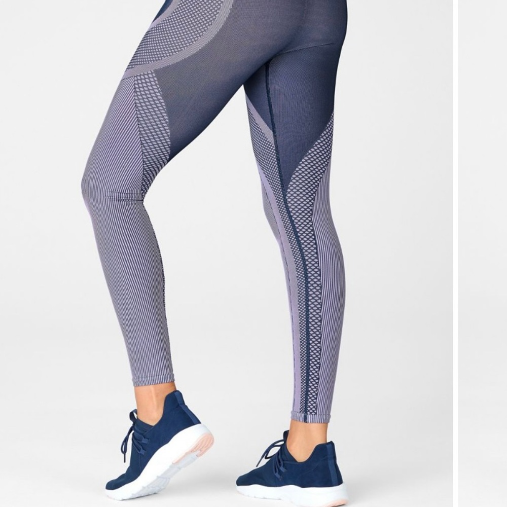 Fabletics High-Waisted Turbo Leggings